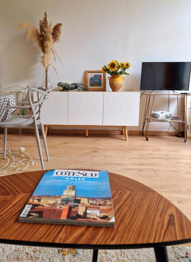 Apartament Capucines, Un Jardin Secret Dans Le Centre Historique Arles Zewnętrze zdjęcie